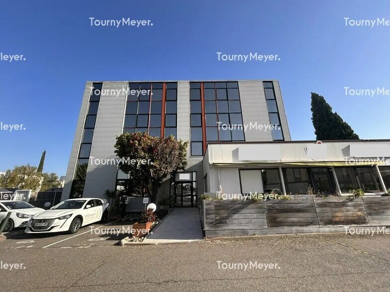 Bureau dans Toulouse à louer - Photo de l’immeuble – Image 1 sur 8