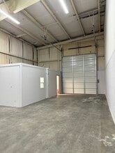 301 Miami St, West Columbia, SC à louer Photo intérieure– Image 2 sur 4