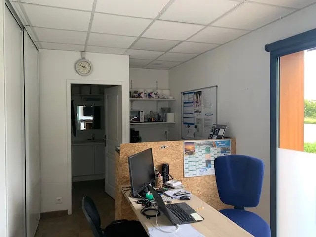 Bureau dans Anglet à louer - Photo de l’immeuble – Image 1 sur 7
