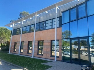 Plus de détails pour 1330 Avenue Jean-René Guillibert Gautier De La Lauzière, Aix-en-Provence - Bureau à louer