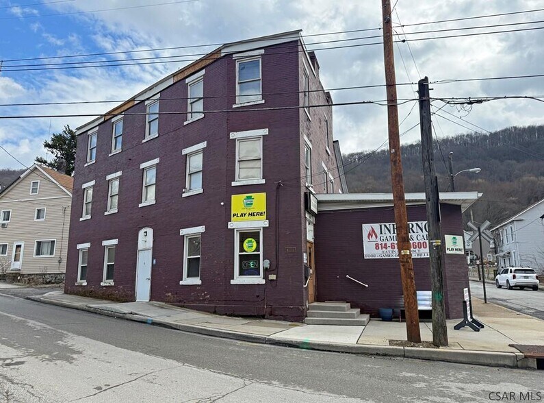 1002 Church St, Johnstown, PA à vendre - Photo de l’immeuble – Image 1 sur 25