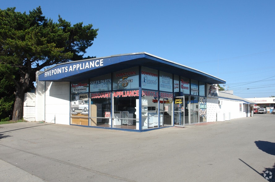 1032 S Oxnard Blvd, Oxnard, CA à vendre - Photo principale – Image 1 sur 2