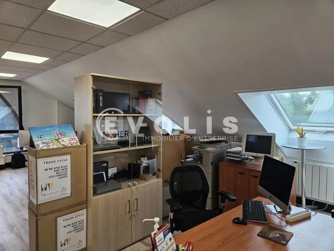 1 Rue De Terre Neuve, Les Ulis à louer Photo de l’immeuble– Image 1 sur 9