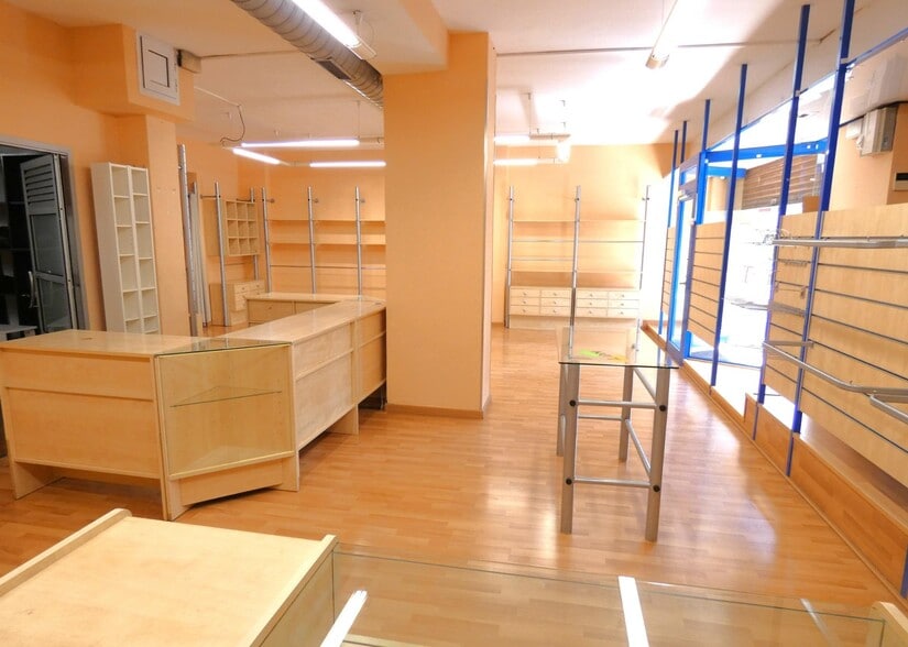 View Photo