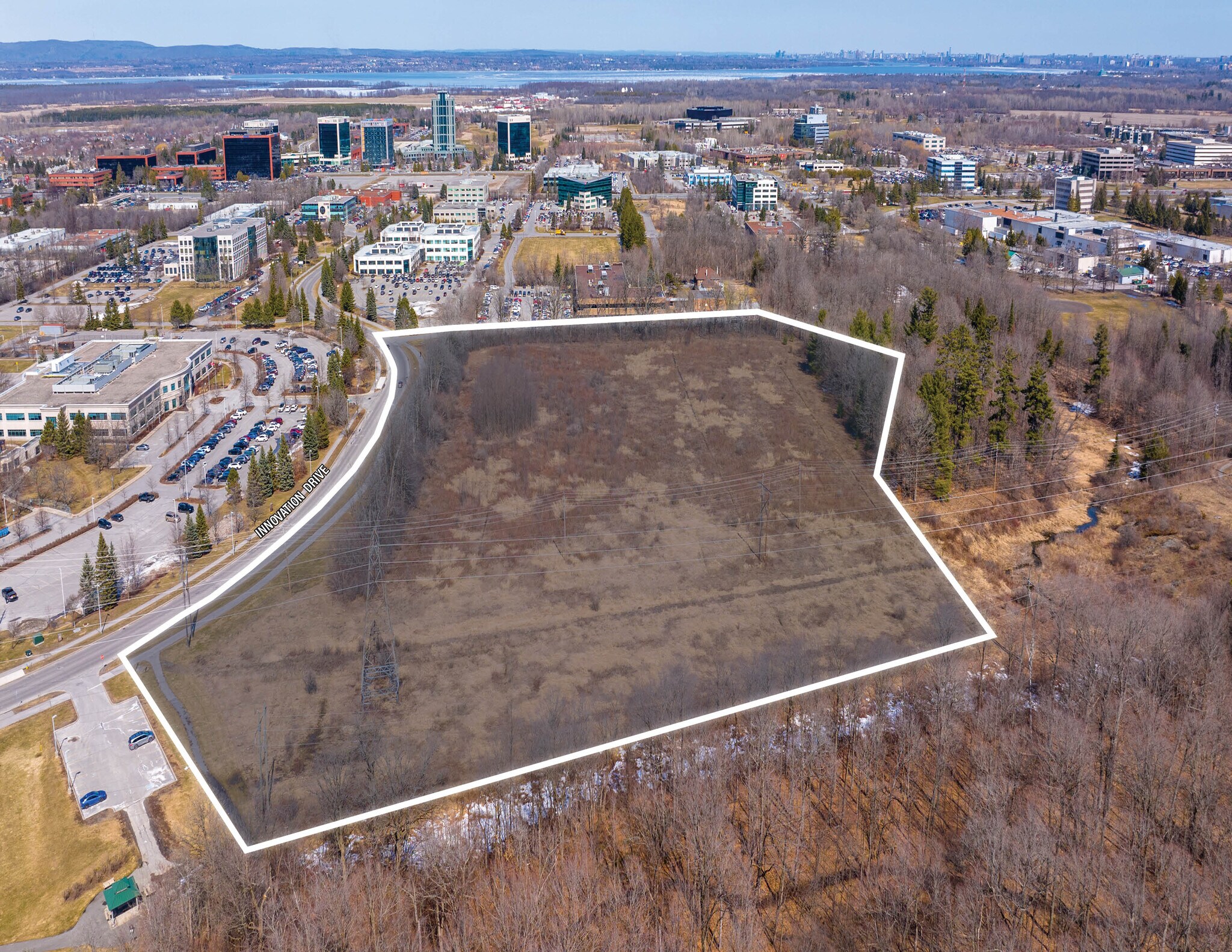 2101-2301 Innovation Dr, Kanata, ON à vendre Photo de l’immeuble– Image 1 sur 5