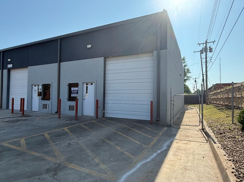 5908 Pennsylvania, Oklahoma City, OK à louer - Photo principale – Image 1 sur 5