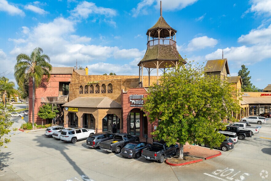 536-661 W Arrow Hwy, San Dimas, CA à louer - Photo de l’immeuble – Image 3 sur 5