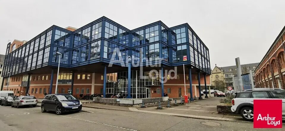 Bureau dans Rennes à louer - Photo de l’immeuble – Image 1 sur 3