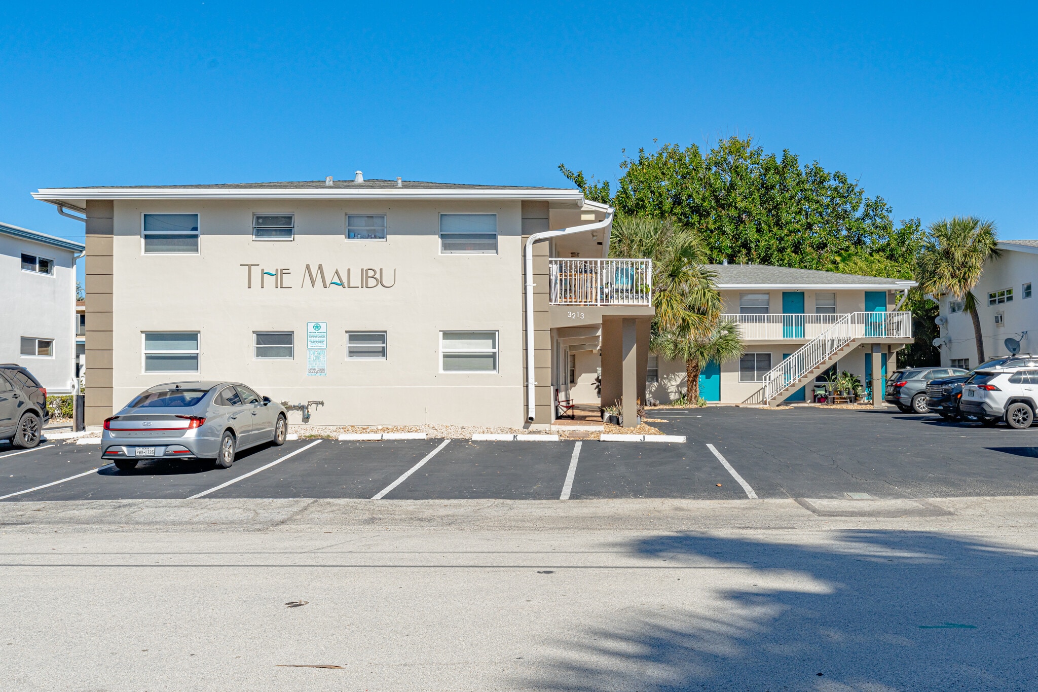 3213 SE 12th St, Pompano Beach, FL à vendre Photo principale– Image 1 sur 10