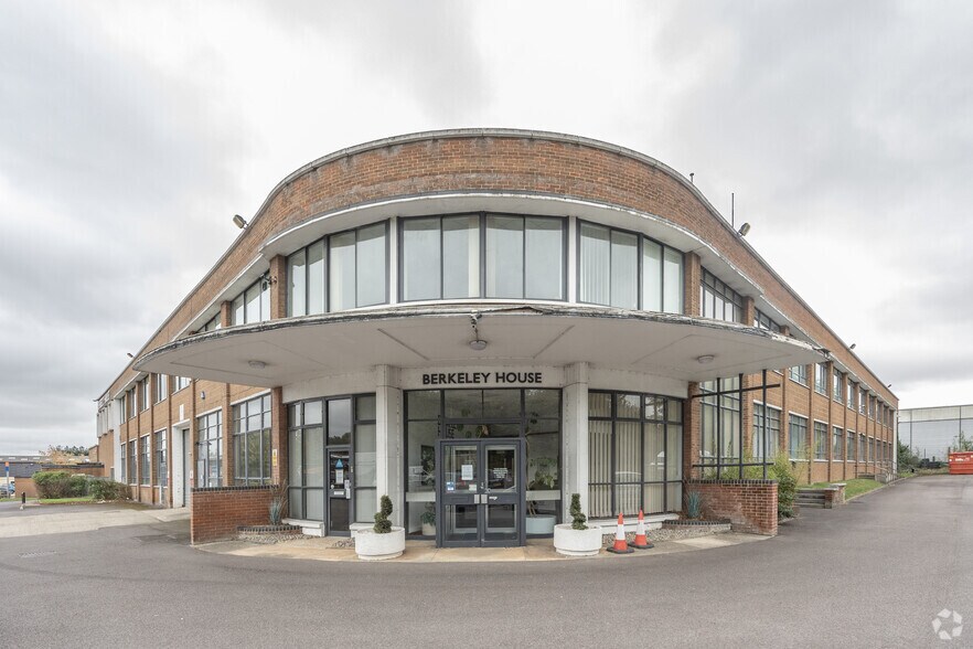 Hunts Rise, Swindon à louer - Photo de l’immeuble – Image 2 sur 11
