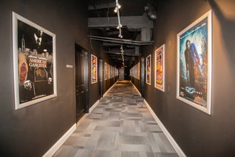 21-69 S Main St, Leicester, MA à louer Photo intérieure– Image 2 sur 5