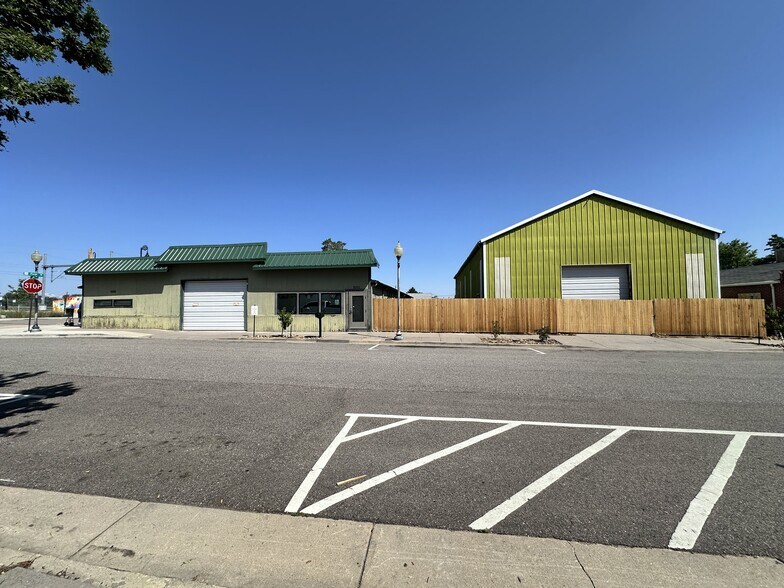 2201 Lake Ave, Thornton, CO à vendre - Photo de l’immeuble – Image 1 sur 17
