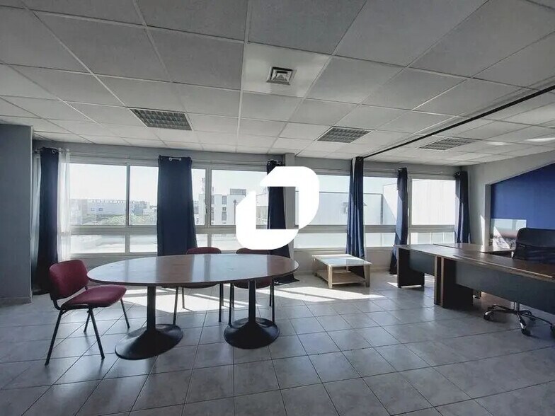 Bureau dans Mauguio à louer - Photo intérieure – Image 3 sur 9