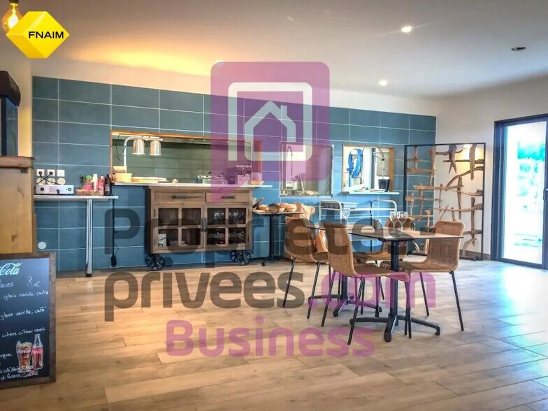 Local d'activités dans Vendres à vendre - Photo de l’immeuble – Image 3 sur 6