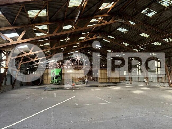 Plus de détails pour Industriel/Logistique à vendre