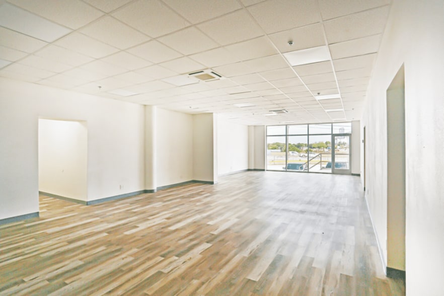 5500 South Fwy, Fort Worth, TX à louer - Photo de l’immeuble – Image 2 sur 10