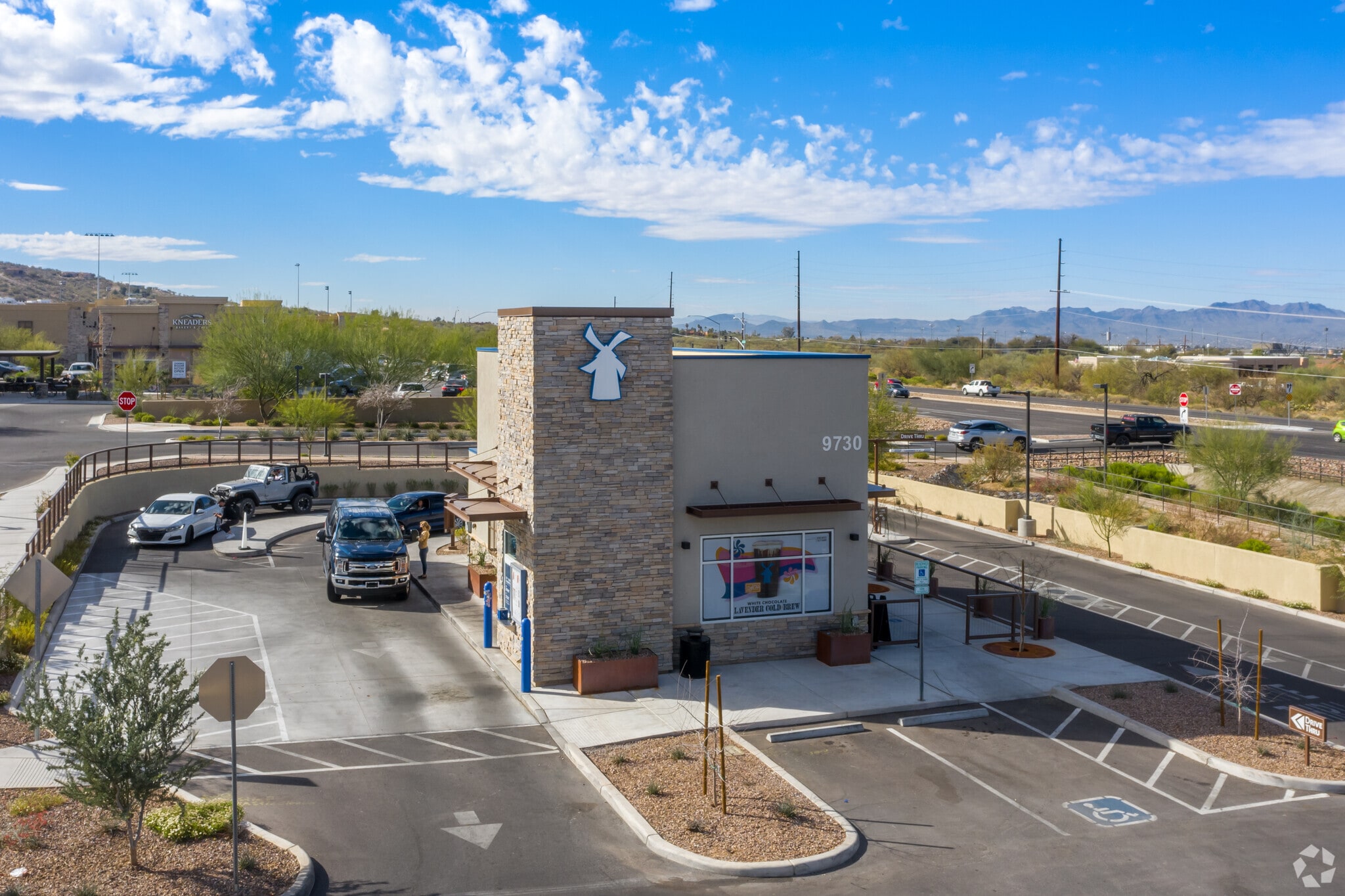 9730 N Oracle Rd, Oro Valley, AZ à vendre Photo principale– Image 1 sur 3