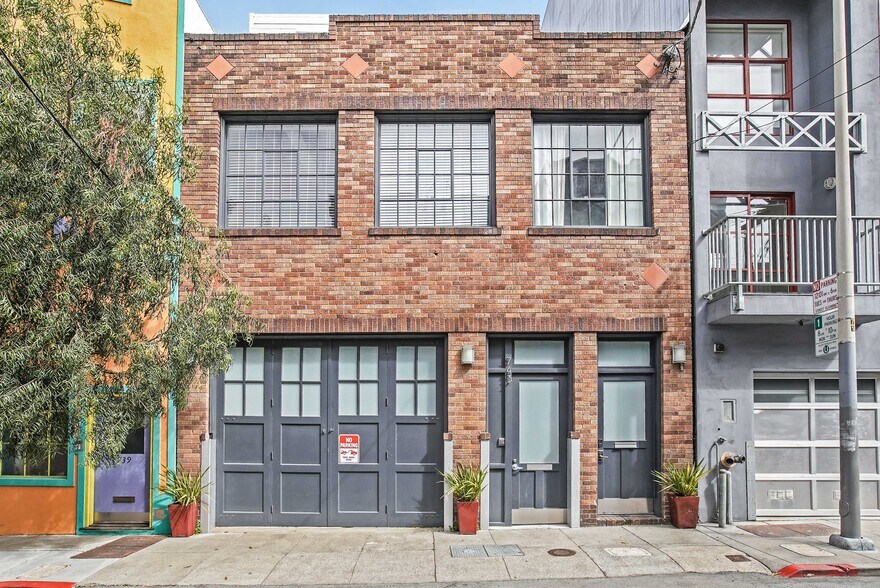 743 Clementina St, San Francisco, CA à vendre - Photo de l’immeuble – Image 1 sur 11
