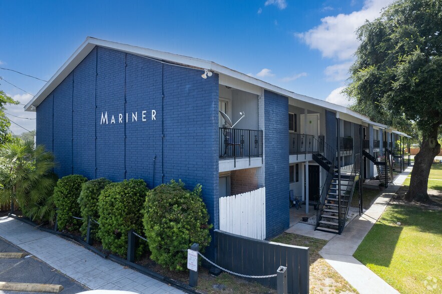 1101 E Main St, League City, TX à vendre - Photo de l’immeuble – Image 2 sur 29