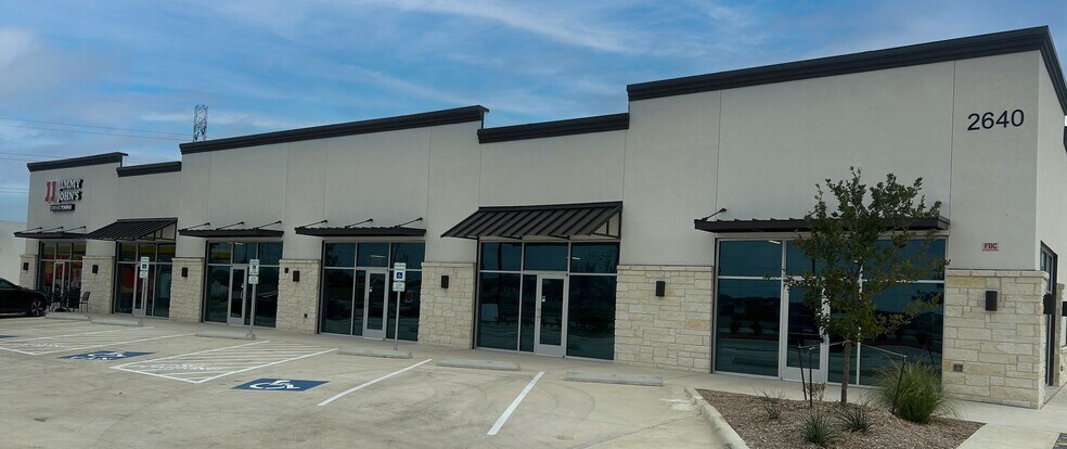 2640 FM 1103, Cibolo, TX à louer - Photo de l’immeuble – Image 2 sur 5