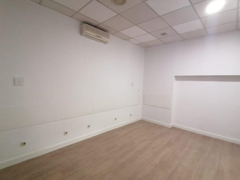 Bureaux/Local commercial dans Alcobendas, Madrid à louer - Photo intérieure – Image 2 sur 3