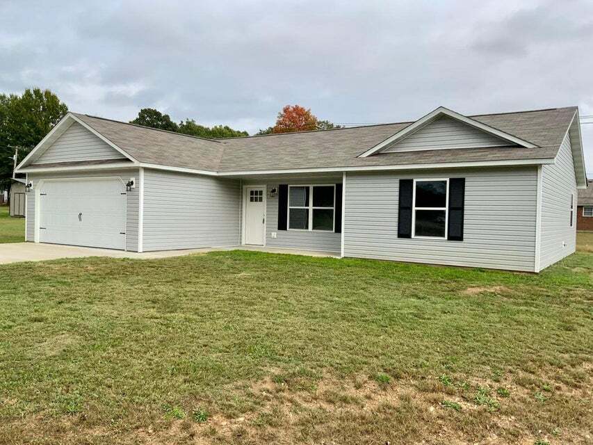 2502 Kody Dr, West Plains, MO à vendre Photo principale– Image 1 sur 9