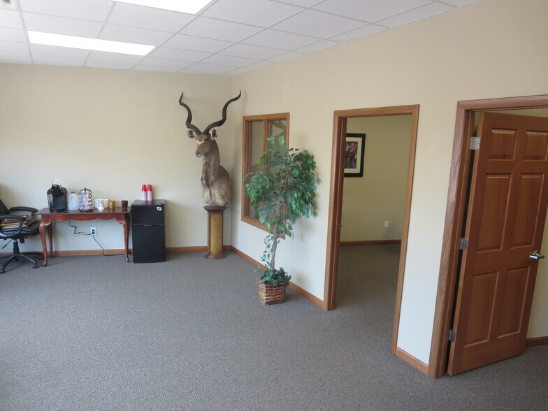 114-116 E Main St, Little Chute, WI à vendre - Photo intérieure – Image 3 sur 12