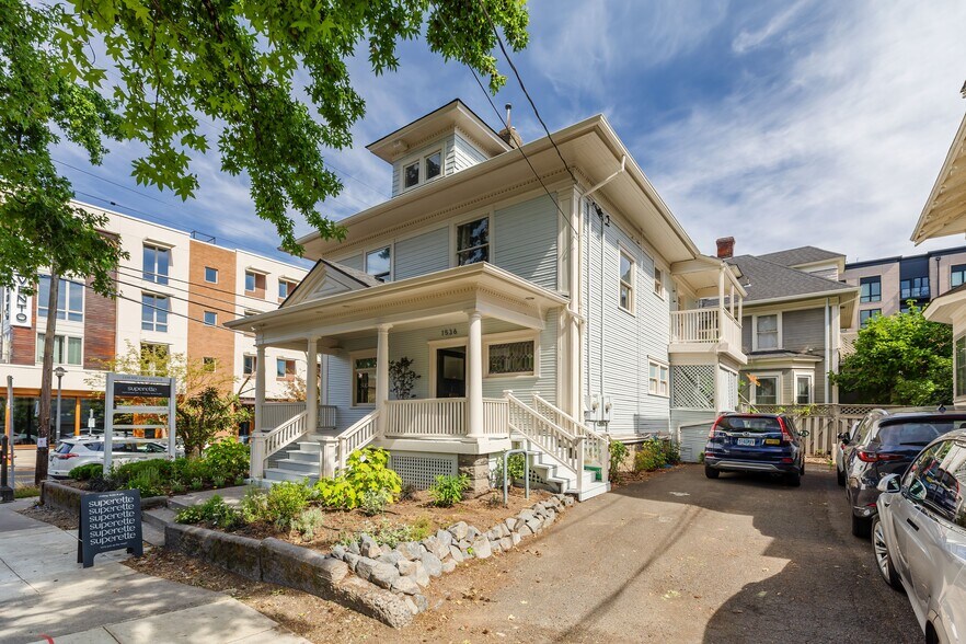 1536 NW 23rd Ave, Portland, OR à vendre - Photo de l’immeuble – Image 2 sur 16