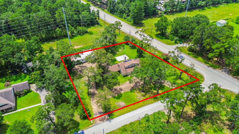 1600 Southern Oaks Dr, Conroe, TX à vendre - Photo principale – Image 1 sur 8
