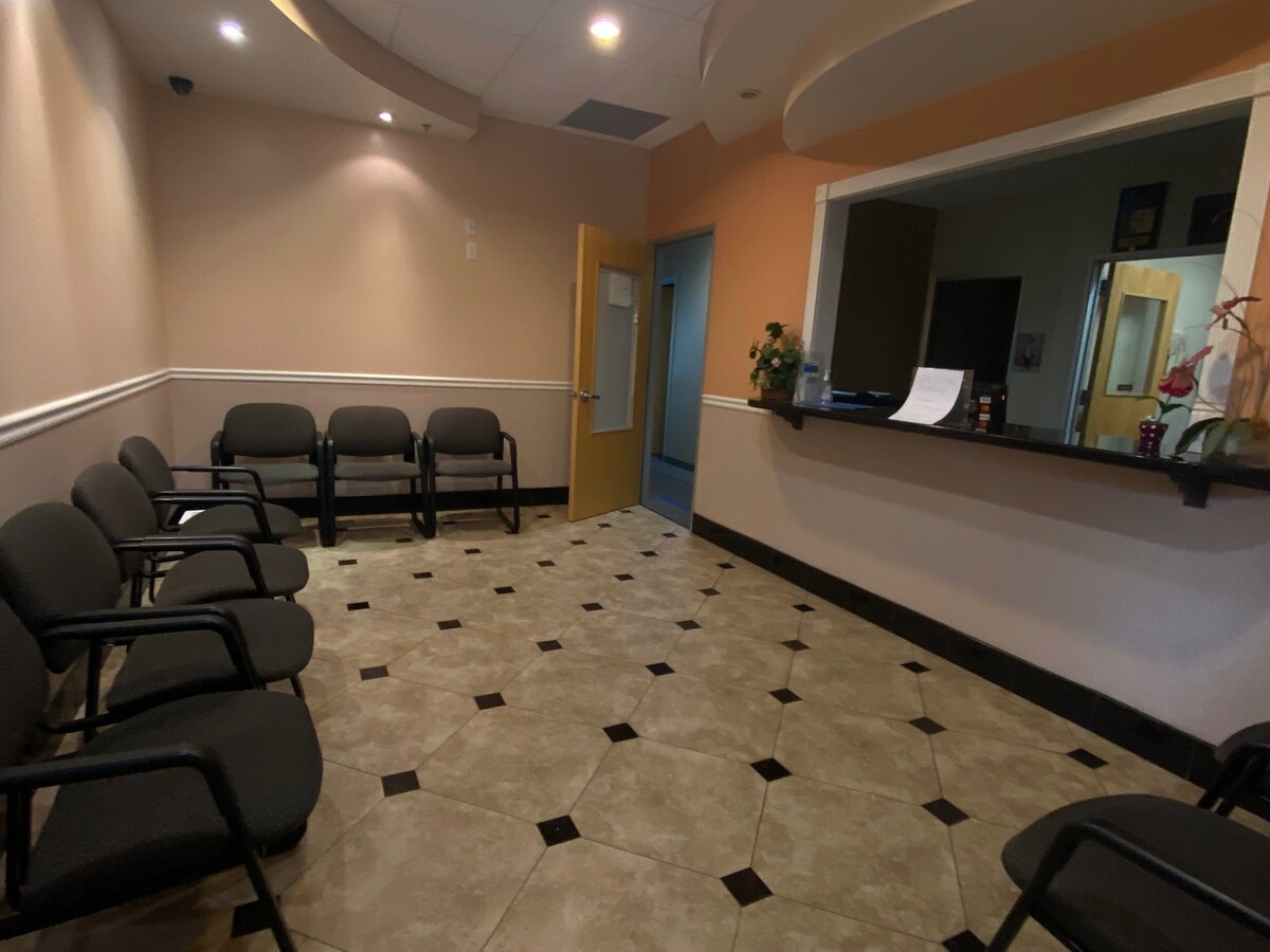 200 Jose Figueres Ave, San Jose, CA 95116 - Lot 312 - - Photo intérieure - Image 1 of 19