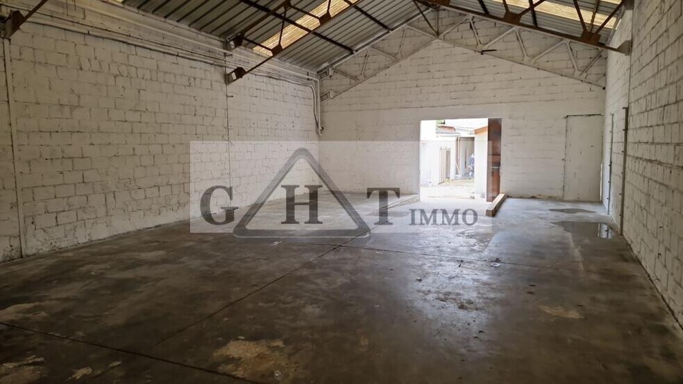 Industriel/Logistique dans Drancy à vendre - Photo intérieure – Image 2 sur 19