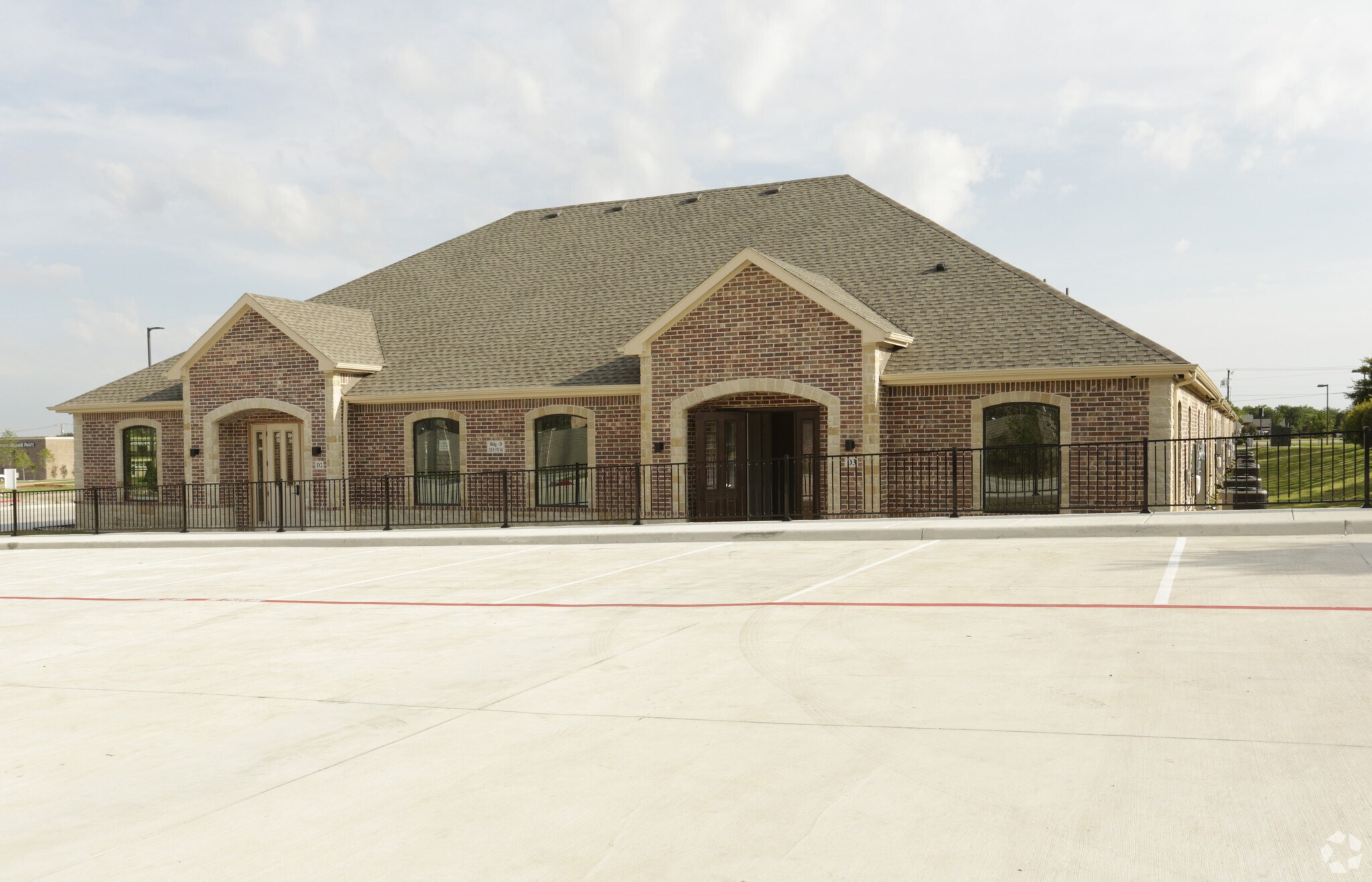 318 W FM 544, Murphy, TX à vendre Photo principale– Image 1 sur 54