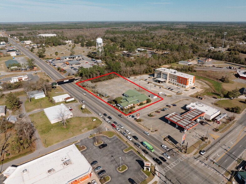 362 N 1st St, Jesup, GA à vendre - Photo de l’immeuble – Image 3 sur 31