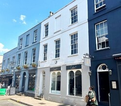 2 Regent St, Cheltenham à louer Photo de l’immeuble– Image 1 sur 6