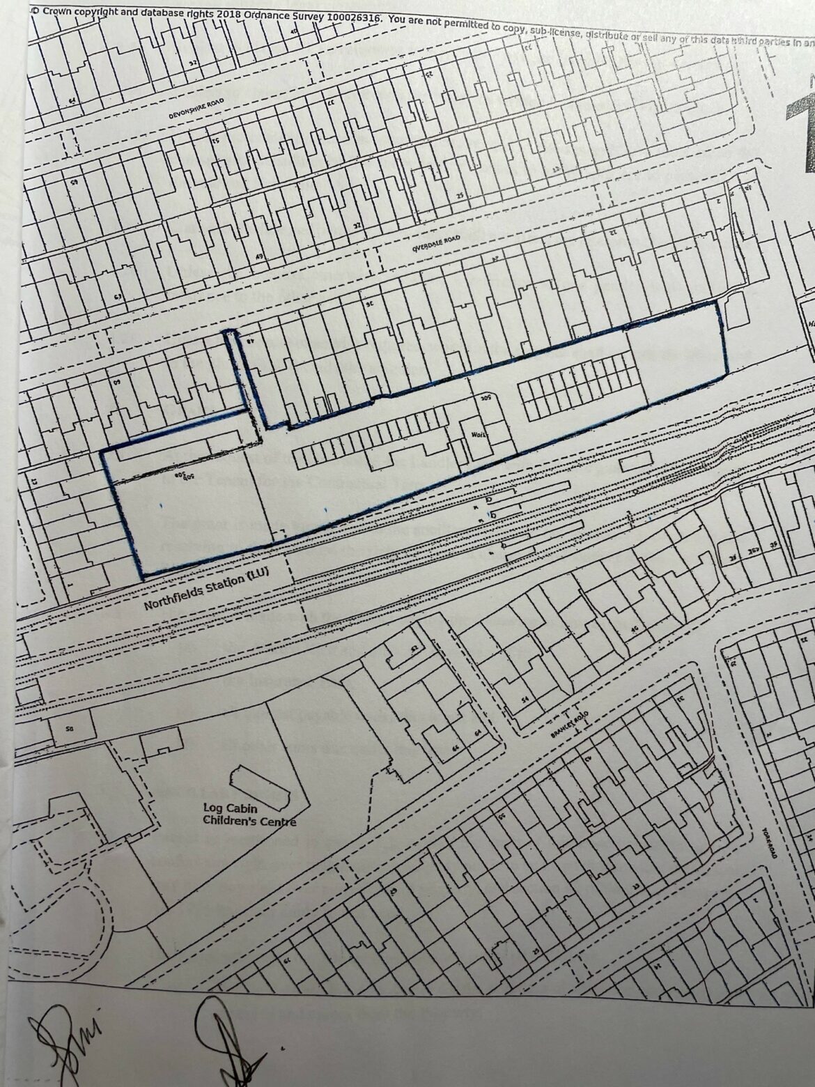 Overdale Gardens portefeuille de 2 biens à vendre sur LoopNet.fr Photo principale– Image 1 sur 3