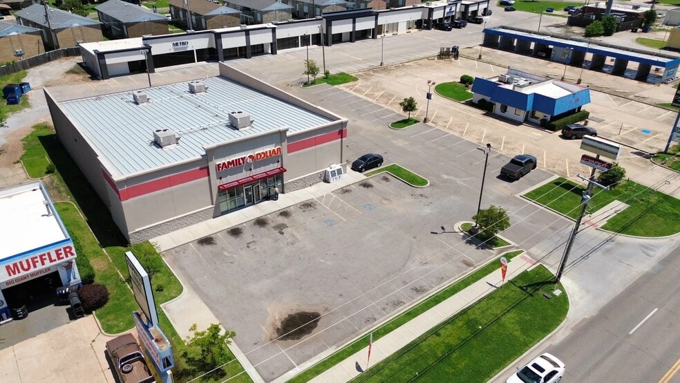 815 NW 12th St, Moore, OK à vendre - Aérien – Image 3 sur 4