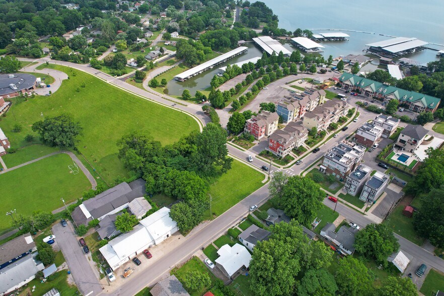 209 22nd st, Old Hickory, TN à louer - Photo de l’immeuble – Image 3 sur 4