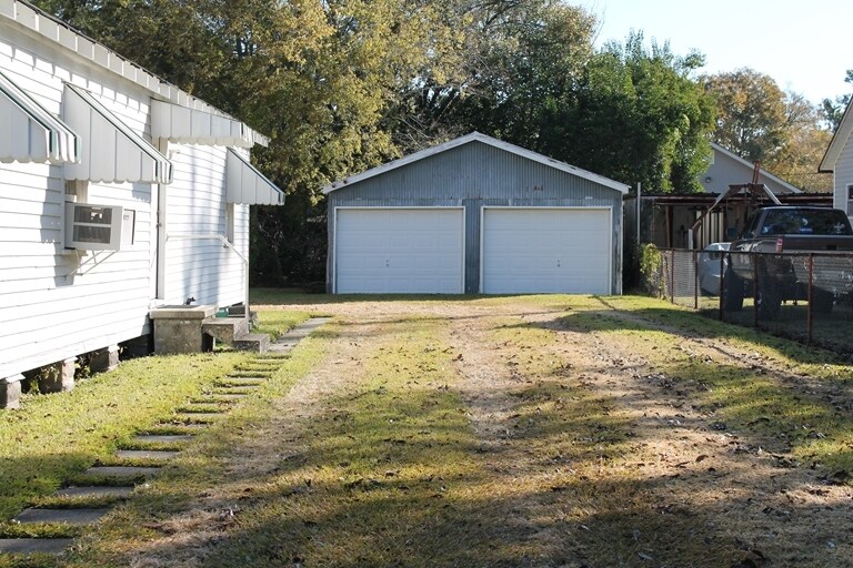 723 Aurora Ave, Metairie, LA à louer - Photo de l’immeuble – Image 2 sur 28