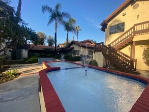 4091 Riverside, Chino, CA à louer Photo de l’immeuble– Image 2 sur 5