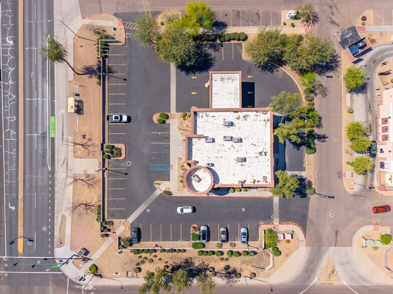 7510 W Lower Buckeye Rd, Phoenix, AZ à louer - Photo de l’immeuble – Image 2 sur 24
