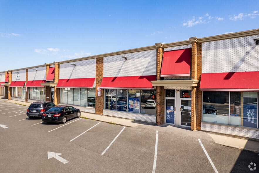 2013-2041 Lapierre, Montréal, QC à louer - Photo de l’immeuble – Image 3 sur 5