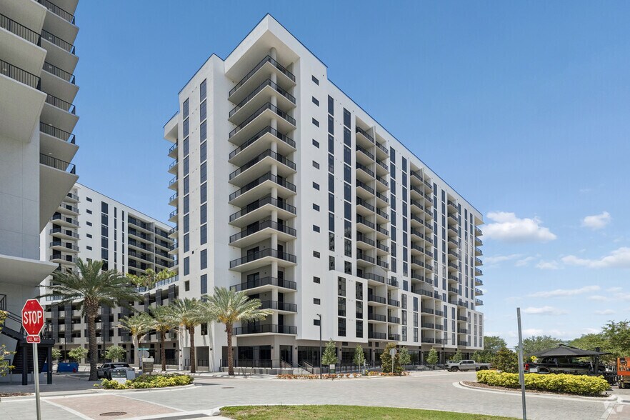 101 Main St N, Saint Petersburg, FL à louer - Photo de l’immeuble – Image 1 sur 6