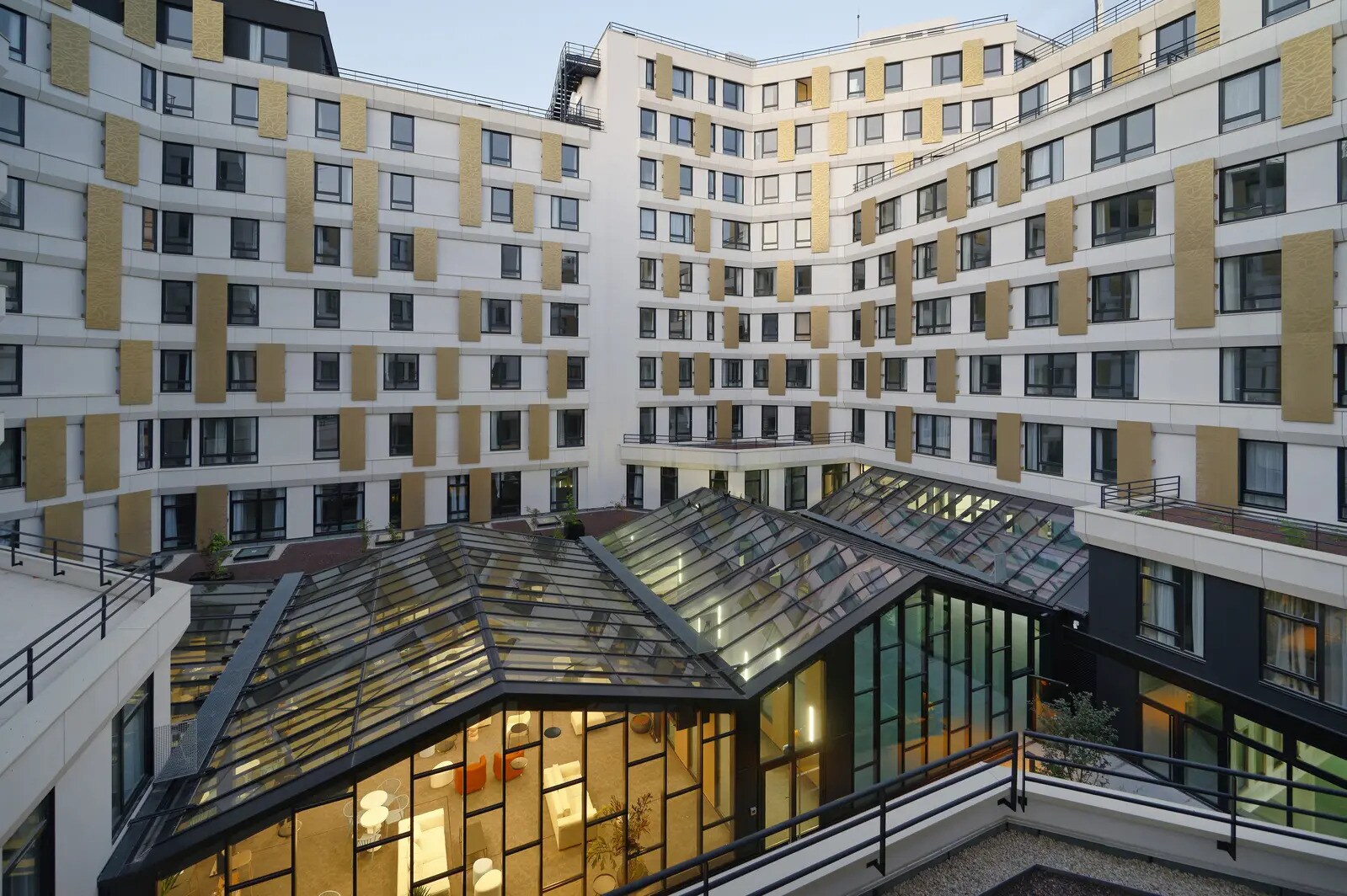 9 Rue Jean-Jacques Rousseau, Nanterre à louer Photo de l’immeuble– Image 1 sur 7