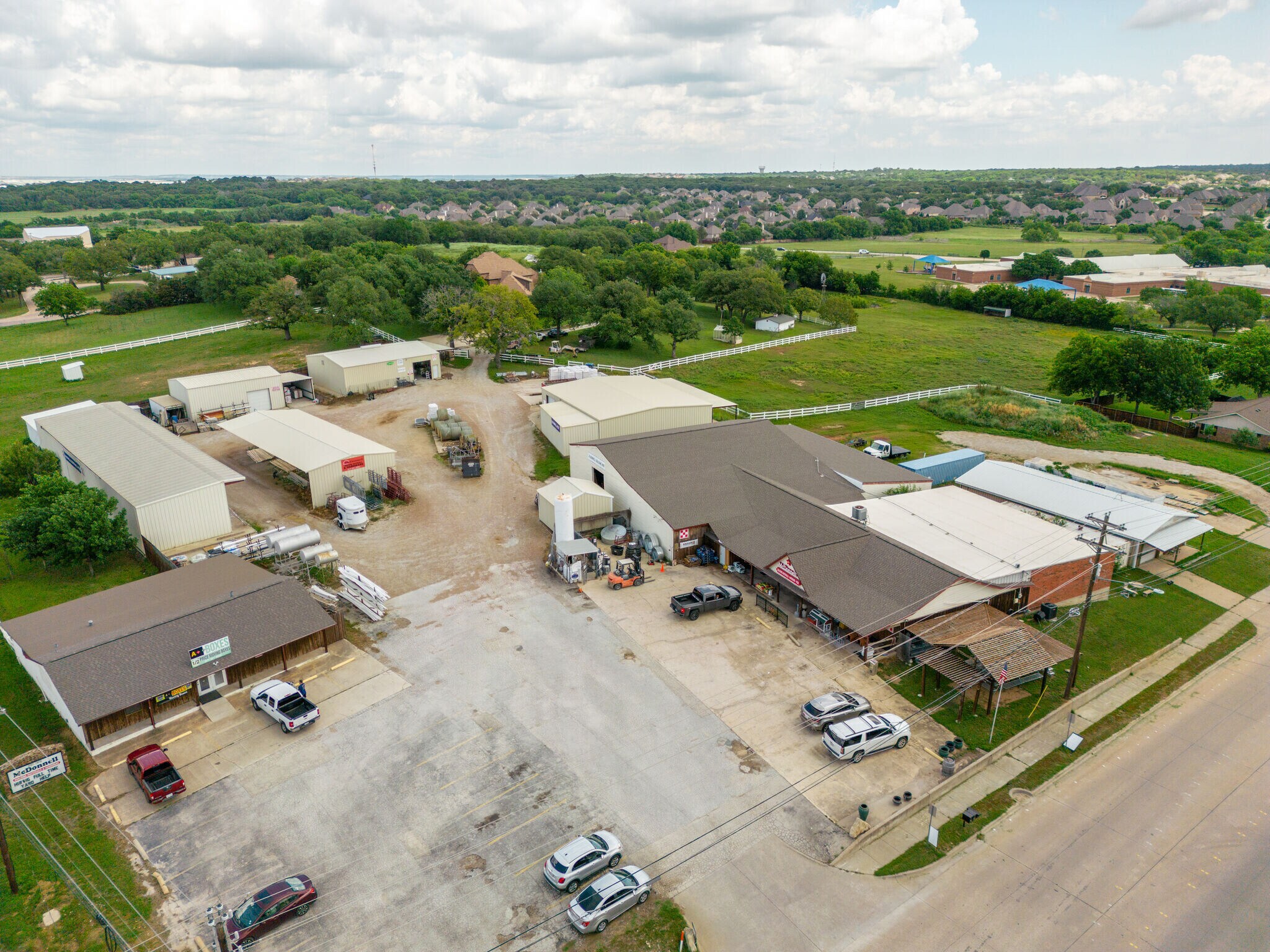 700 N Main St, Keller, TX à vendre Photo de l’immeuble– Image 1 sur 6