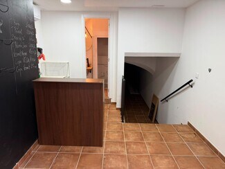 Plus de détails pour Local commercial à louer