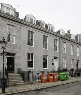 Plus de détails pour 14 Bon Accord Sq, Aberdeen - Local commercial à vendre