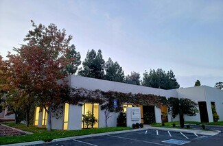 Plus de détails pour 3350 Scott Blvd, Santa Clara, CA - Local d'activités à louer