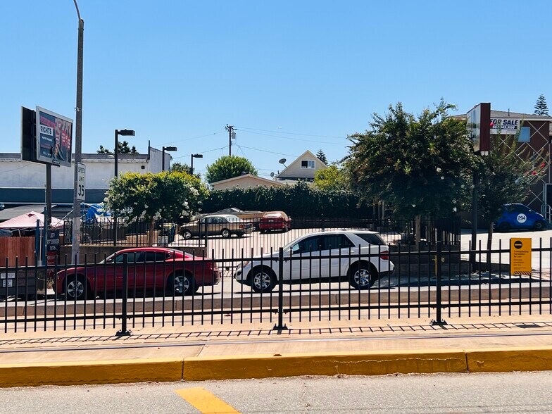 4628 3rd Street, East Los Angeles, CA à vendre - Photo de l’immeuble – Image 1 sur 4