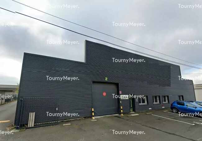 Plus de détails pour Local d'activités à louer