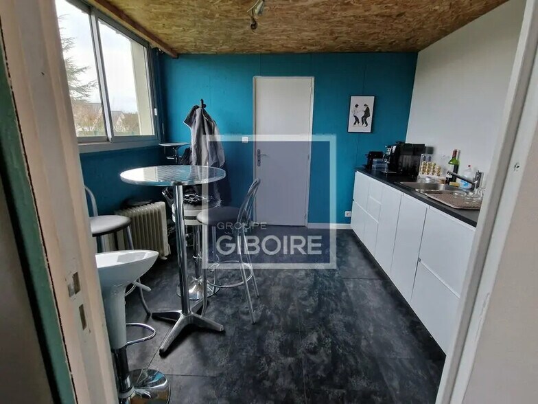 Industriel/Logistique dans Châteaugiron à louer - Photo intérieure – Image 3 sur 8